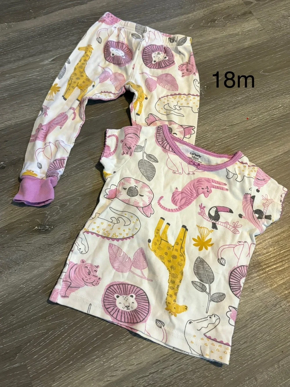 Carter's 18M Baby Girl Pajama and Outfit Sets